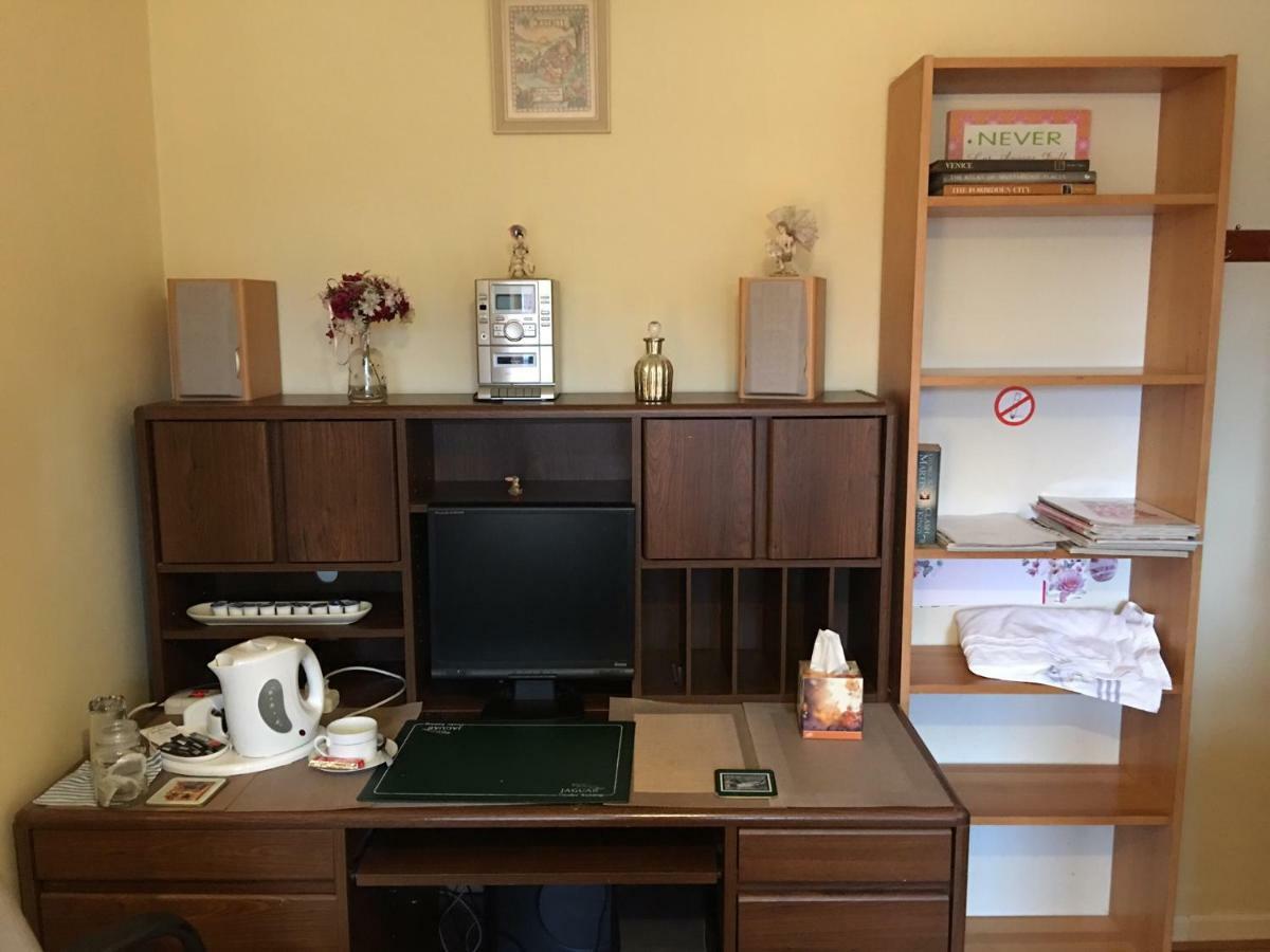 The Cedars House B&B Nuneaton Dış mekan fotoğraf