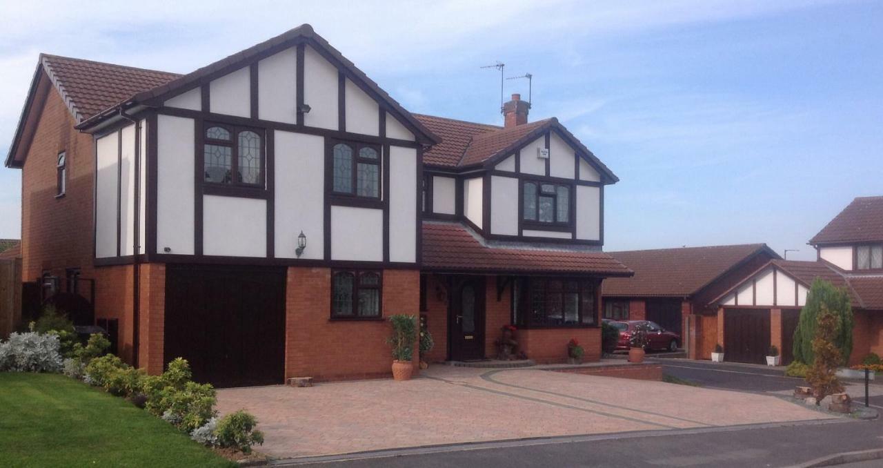 The Cedars House B&B Nuneaton Dış mekan fotoğraf
